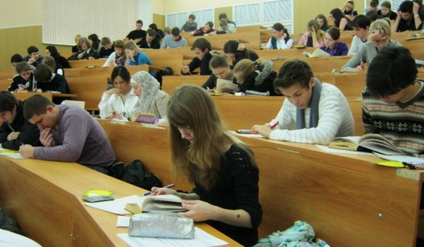Московские старшеклассники заняли весь пьедестал почета на финале Всероссийской олимпиады по биологии