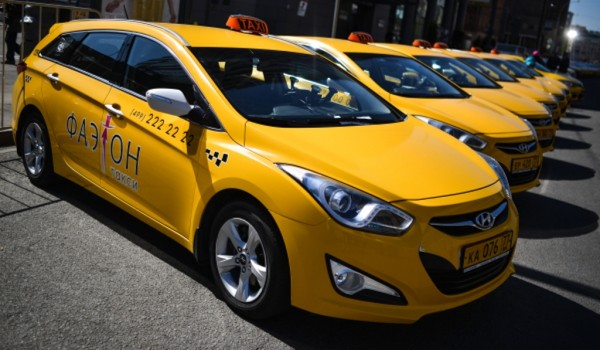 Столичные власти начали прием заявок на предоставление субсидий таксомоторным компаниям