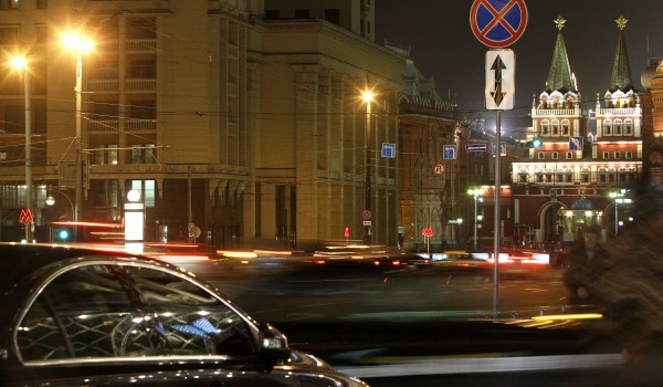 Во время эксперимента с парковкой ночью под запрещающими знаками в центре города выявлено 250 нарушений