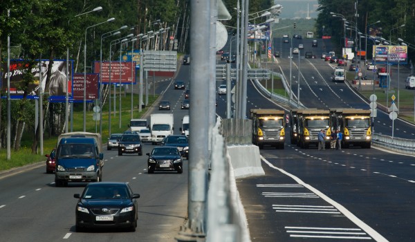 Движение ограничено на участке ул. Дружинниковская до 15 августа из-за реконструкции теплосети