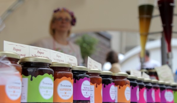 Порядка 500 детдомовцев примут участие в чаепитии на фестивале «Московское варенье. Дары природы»