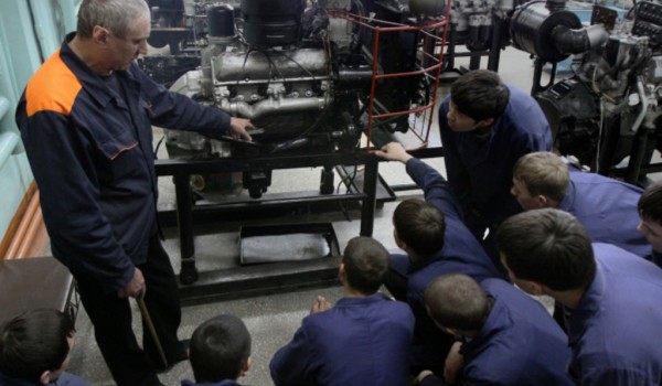 Проект «Профессиональный импульс» познакомит школьников и студентов с условиями труда специалистов различных отраслей