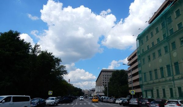 Движение транспорта ограничат на участке проезда Девичьего поля 7 октября с 10:00 до 18:00