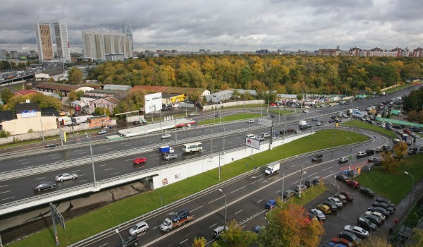 Движение в районе ул. Зацепский вал ограничено до конца декабря 