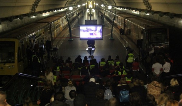 Более 300 человек посетили «Ночь социальной рекламы» в Московском метрополитене