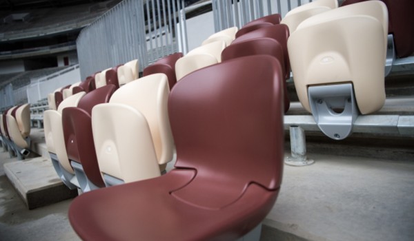 25 тысяч кресел до конца декабря установят на стадионе «Лужники» 
