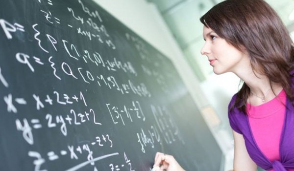 Выпускники московских колледжей будут сдавать итоговые экзамены по международным стандартам