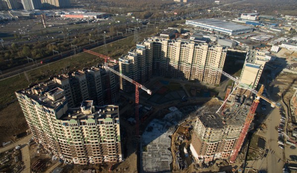 Москвичи вложили в долевое строительство жилья 1,6 трлн рублей