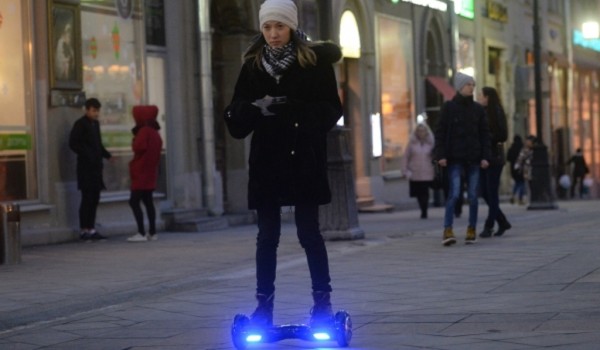 Гироскутерам и сегвеям хотят разрешить ездить по велополосам