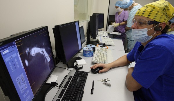 Поликлиники столицы оснастят компьютерами с операционной системой Linux в 2017 году