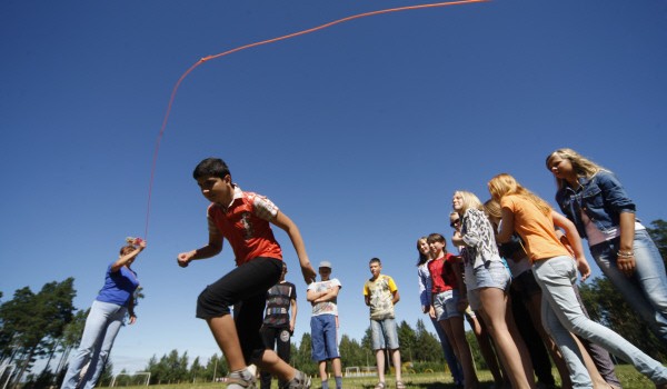 Школьники столицы летом будут отдыхать в Подмосковных, Крымских и Краснодарских лагерях