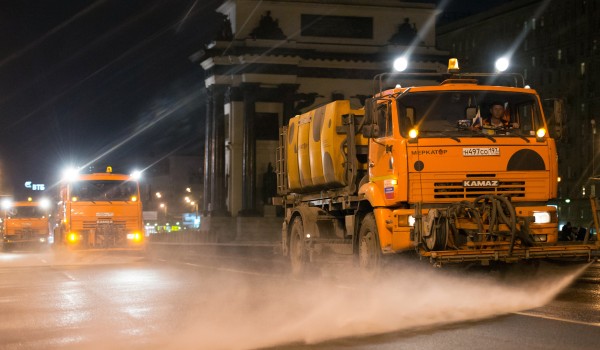 Улицы Москвы помоют шампунем 4 раза в ближайший месяц