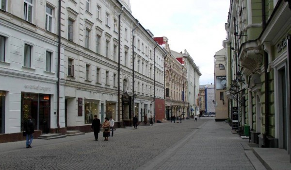 На ключевых торговых улицах Москвы стало меньше пустых объектов