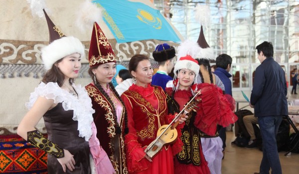 Праздник «Московский Навруз» посетили около 19 тыс. представителей молодежи