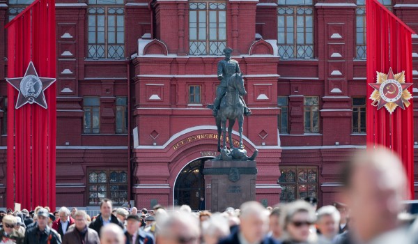 Более 500 сотрудников МЧС обеспечат пожарную безопасность в День Победы в Москве