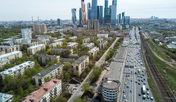 Резник: Столичные адвокаты бесплатно проконсультируют москвичей по программе реновации