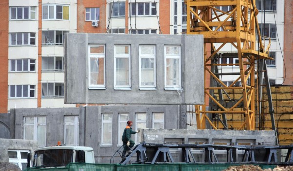 Вопрос о возврате денег пайщикам проблемного дома СУ-155 в Щербинке решат в июне