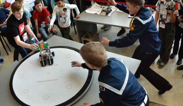 28 мая на ВДНХ в «Умном городе» пройдут соревнования по скоростной сборке и созданию роботов 