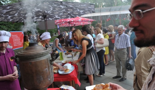 На первом фестивале «Самоварфест» в столице будут представлены национальные кухни с уникальными блюдами