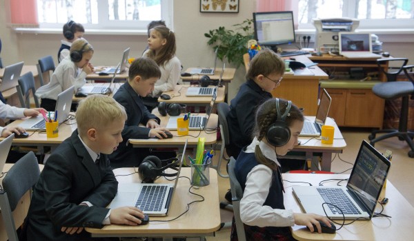 Самая большая школа в Москве откроется первого сентября в Некрасовке