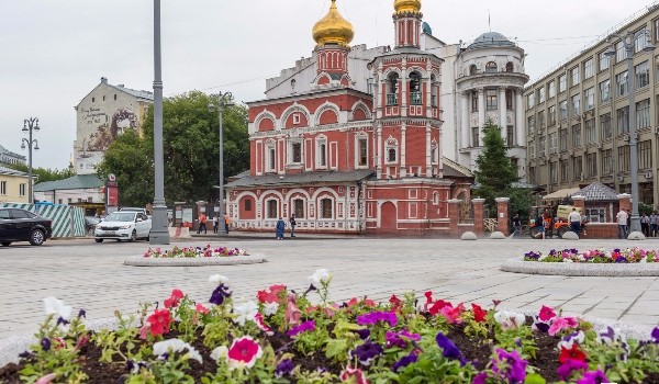 Славянская площадь станет первым крупным хабом в центре Москвы