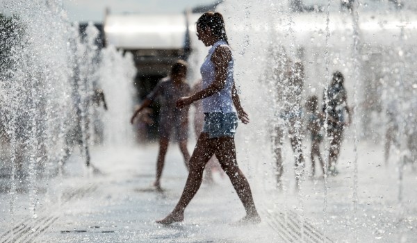 «Желтый» уровень опасности объявлен в столице 3 августа из-за жары, грозы и ветра