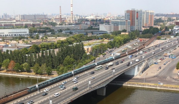 Городские власти выделят более 600 млн рублей на капитальный ремонт подмостового пространства Нагатинского моста