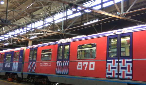 В тематическом поезде «Москва-870» пассажиры увидят более 70 архивных фотографий