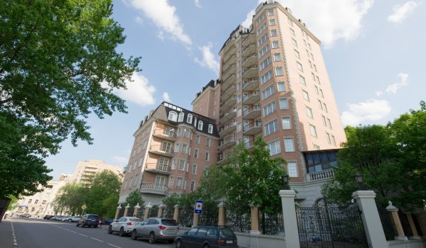 Движение перекроют и ограничат на нескольких улицах столицы 1 сентября из-за праздника Курбан-байрам