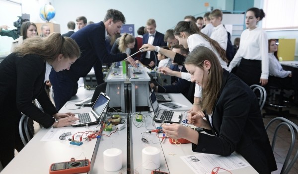 В Москве впервые пройдет день открытых дверей в детских технопарках