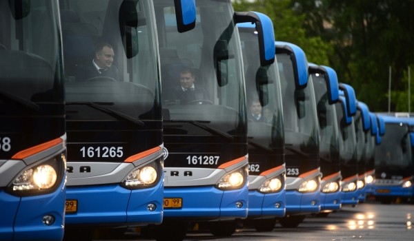 В сентябре на маршруты столицы выйдет более 300 дополнительных автобусов