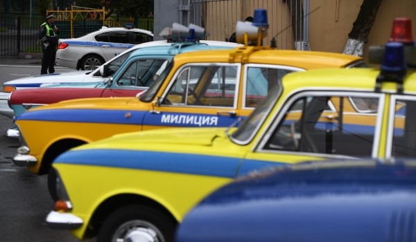 Порядка 20 тысяч человек посетили выставку ретротехнике в столице в праздничные выходные