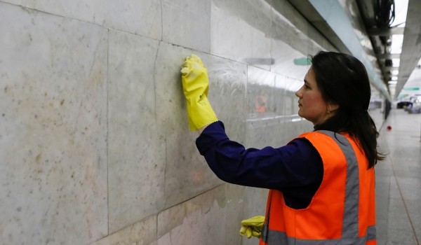 На станции метро «Цветной бульвар» проведена генеральная уборка