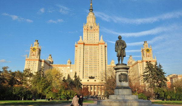 Московские школьники участвуют в юбилейном Турнире имени М. В. Ломоносова