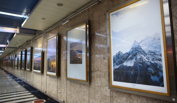 На станции метро «Выставочная» открылась фотовыставка «#СеверныйКавказ_7историй»