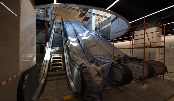 Завершен монтаж эскалаторов на станции метро «Солнцево»