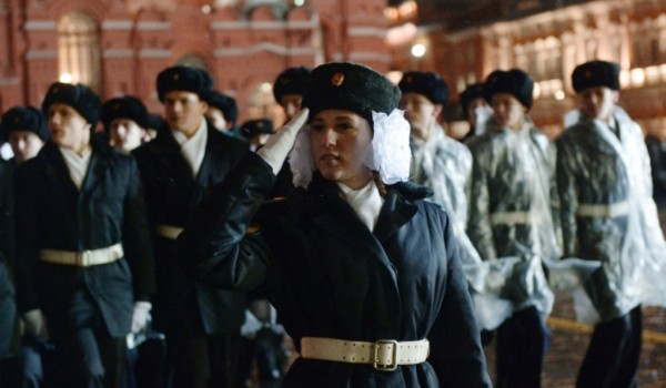 Московские школьники примут участие в торжественном  марше  на Красной площади