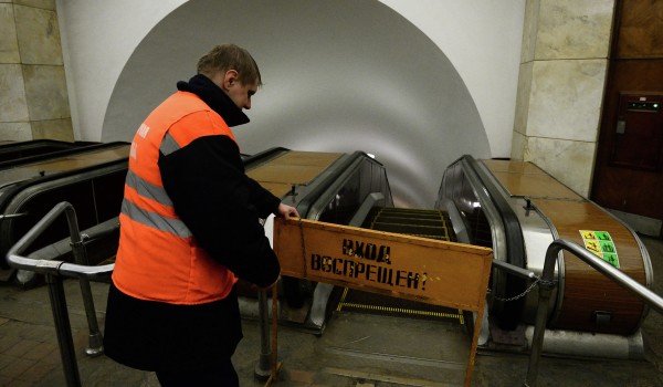 До 12 ноября закрыт на ремонт один из эскалаторов на станции метро «Бауманская» 