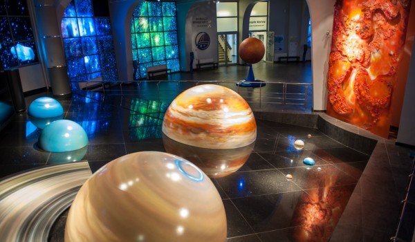 Московский Планетарий открыл  зимний набор на курсы астрономии для взрослых