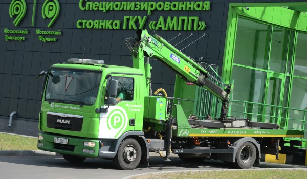 Сотрудники АМПП в декабре украсят столичные спецстоянки к Новому году