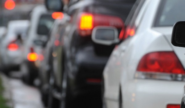 В столице временно ограничат движение автотранспорта