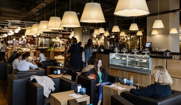 Порядка 1,2 тыс. новых кафе и ресторанов открылось в столице в январе-октябре