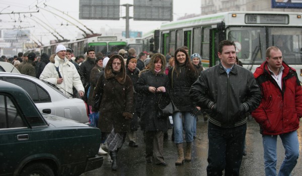 Свыше 250 тыс. человек перевезли автобусы «КМ» при закрытии станций зеленой ветки метро 16-17 декабря