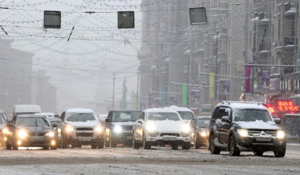 ЦОДД просит автомобилистов быть более внимательными на дороге в связи с ухудшением погодных условий