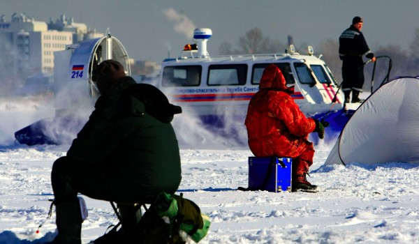 Власти Москвы подготовят к открытию катки и лыжные трассы города