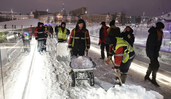 Более 1,2 млн кубометров снега вывезли с улиц города за прошедшие сутки