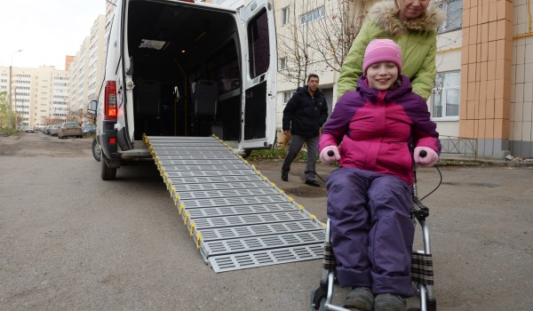 Свыше 385 тыс. пассажиров воспользовались услугами социального такси в столице в 2017 году