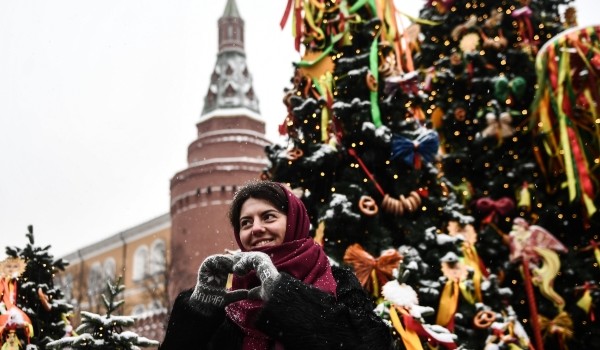 Порядка 17 тыс. сувенирных блинов выковали из металла гости фестиваля «Московская Масленица»