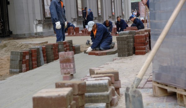 Власти Москвы отремонтируют привокзальную площадь в аэропорту Внуково к ЧМ-2018