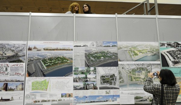 Более 100 московских школьников приняли участие в открытии экспозиции, посвященной ЧМ-2018